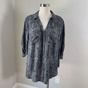 Torrid Womens Plus Button Up Roll Tab Sleeve Shirt Snake Print Black Gray Blouse